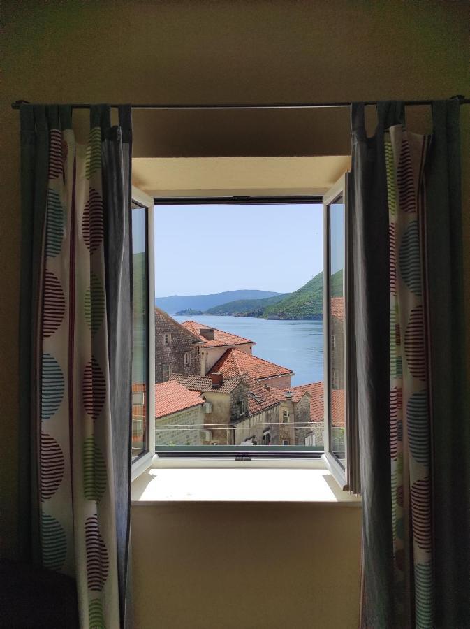 Gudelj Apartments Perast Eksteriør billede